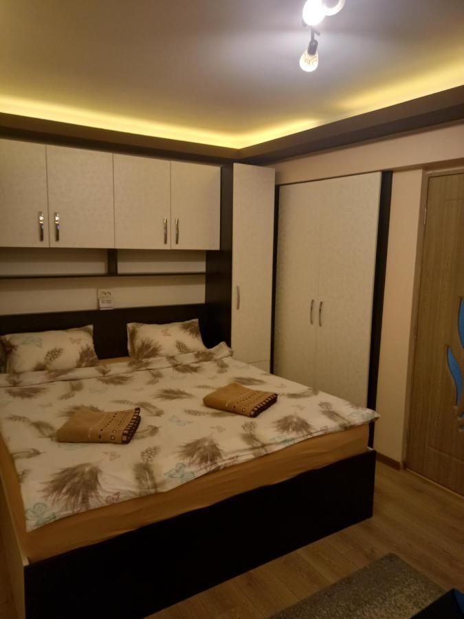 Garsoniera Natalia Apartment ซีบิว ภายนอก รูปภาพ