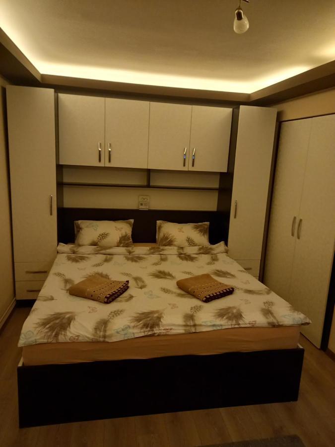 Garsoniera Natalia Apartment ซีบิว ภายนอก รูปภาพ