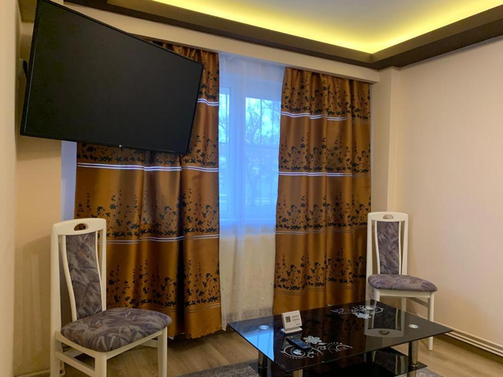 Garsoniera Natalia Apartment ซีบิว ภายนอก รูปภาพ